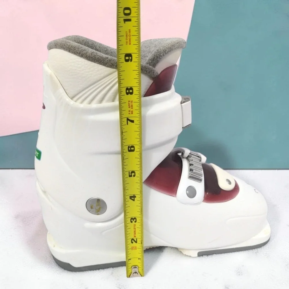 Dalbello Lilly 2 Girls Ski Boots Size 22.5 Mondo US 3.5-4.5 White Burgundy 262mm